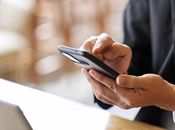 お電話でのお問い合わせはこちら