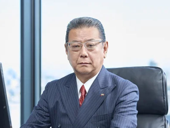 代表取締役社長　赤間　健一郎