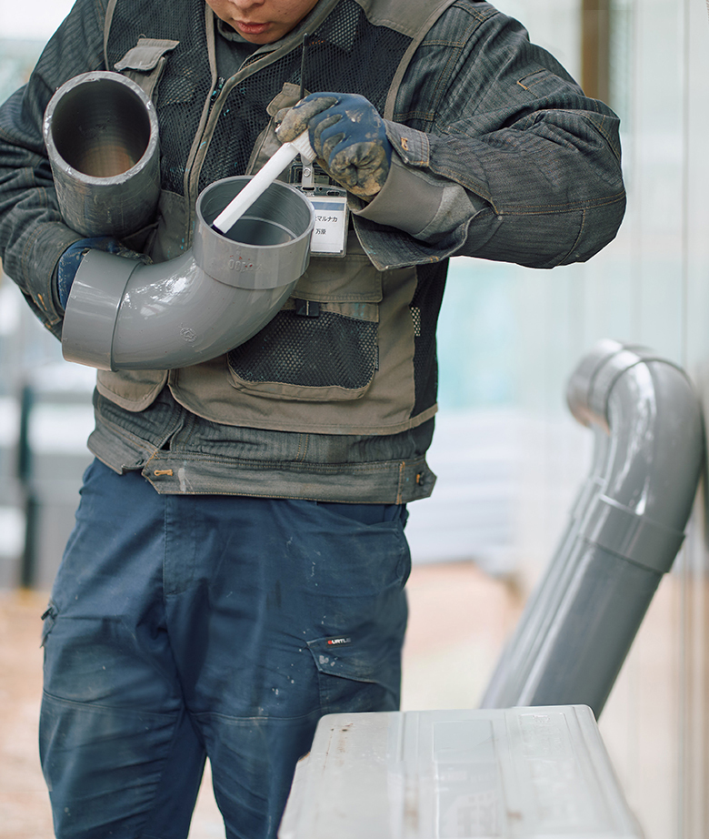 累計施工実績40,000戸を超える特許技術を用いた「排水管工事」